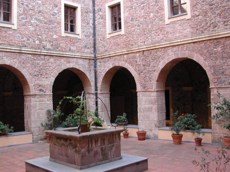 Dimora Del Chiostro Hotel Oristano Eksteriør billede